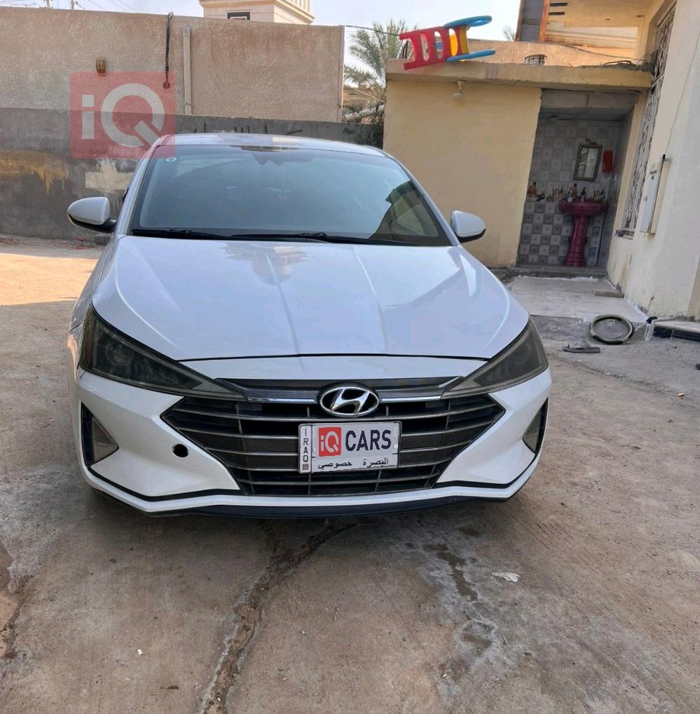 هيونداي النترا